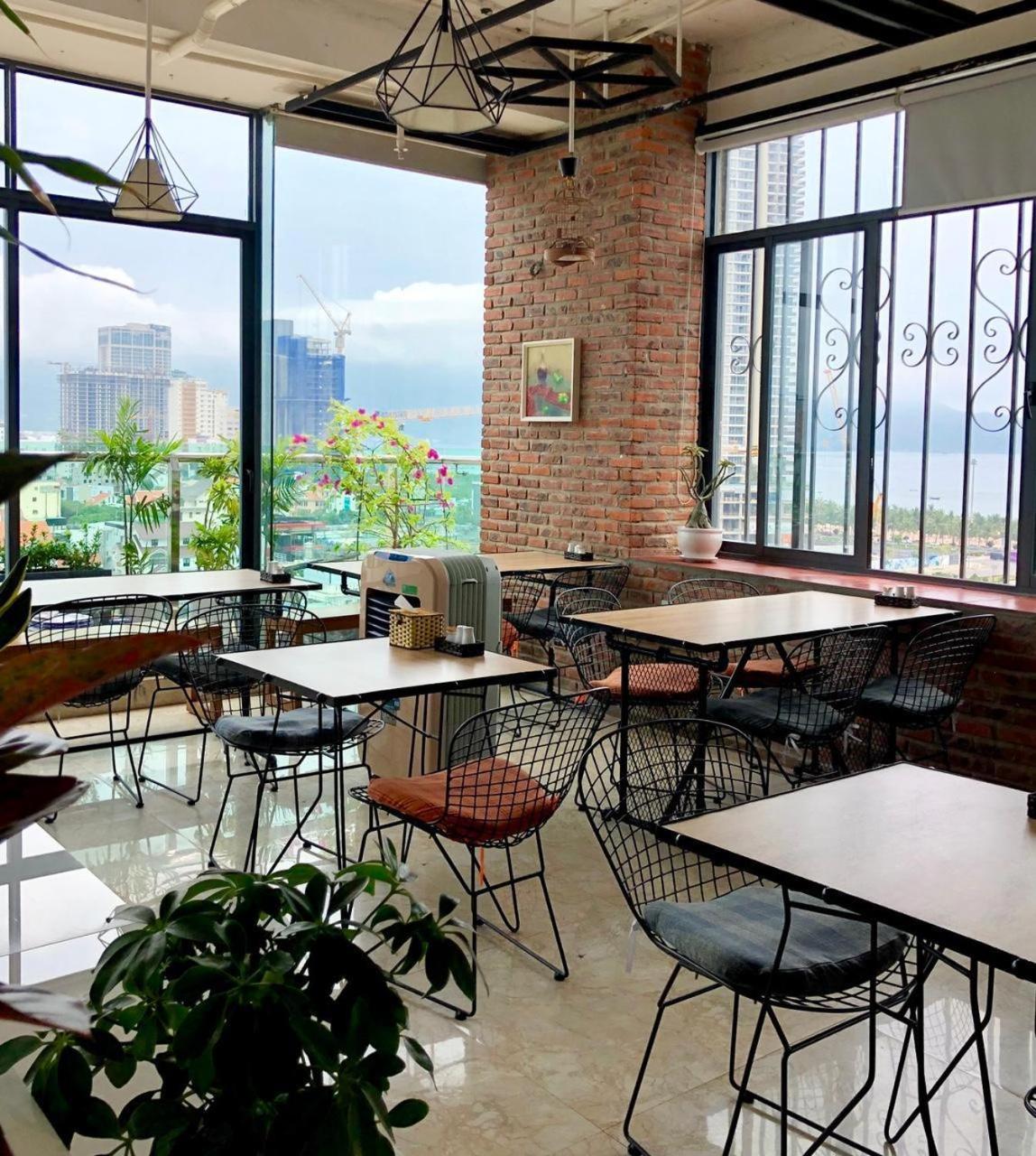 Rosetta Beach Hotel & Apartment Danang Exterior photo